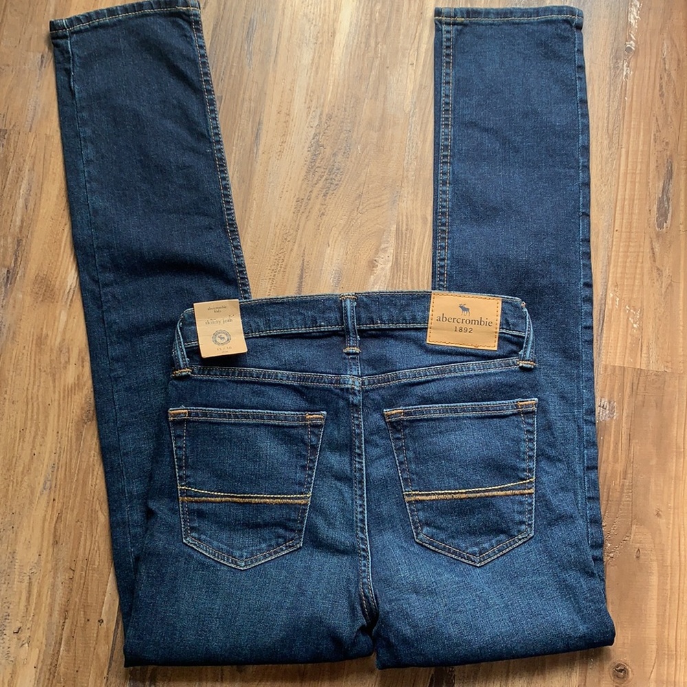 NWT Abercrombie & Fitch Skinny Jeans
